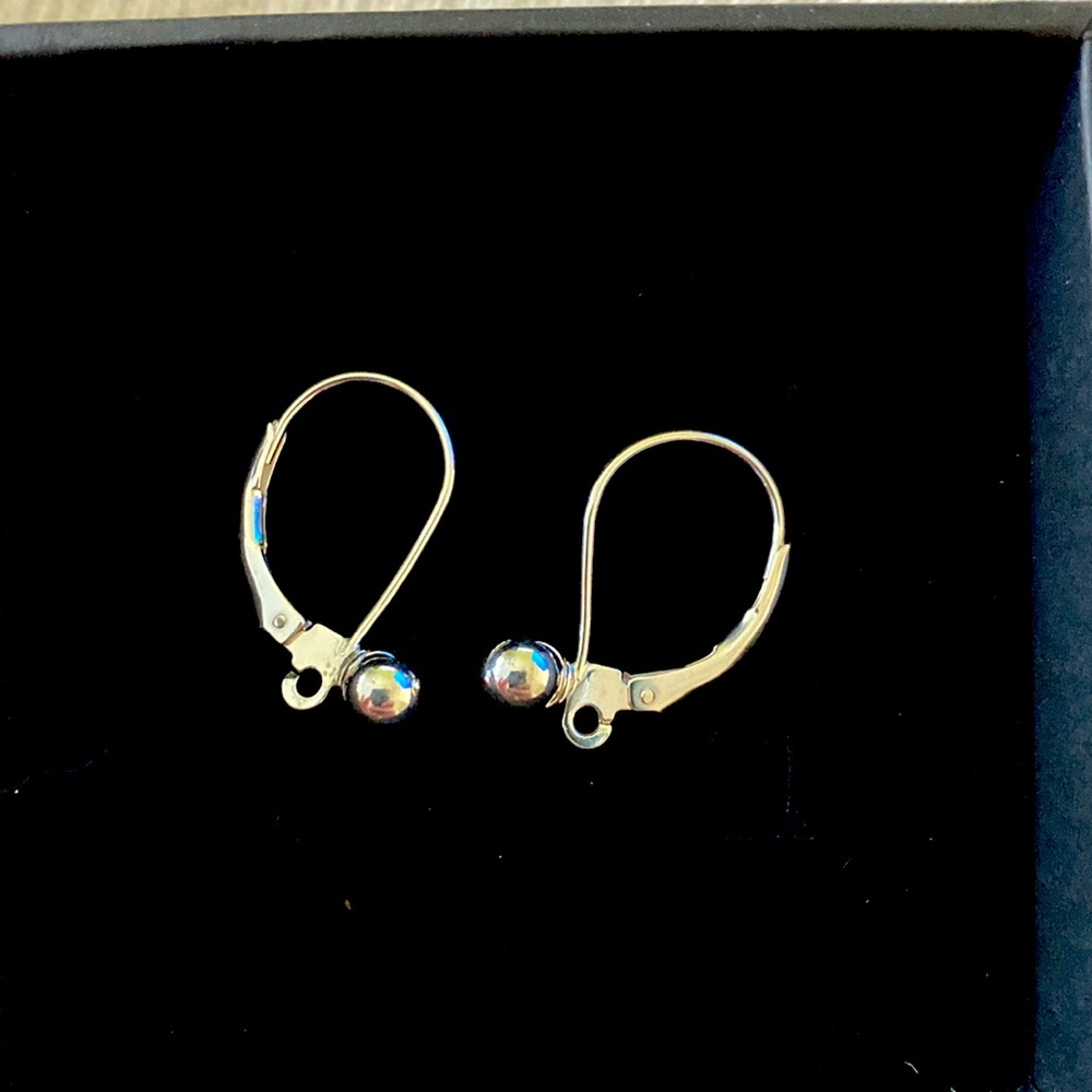 Sterling silver 5mm ball lever back earrings - Picture 1 of 3